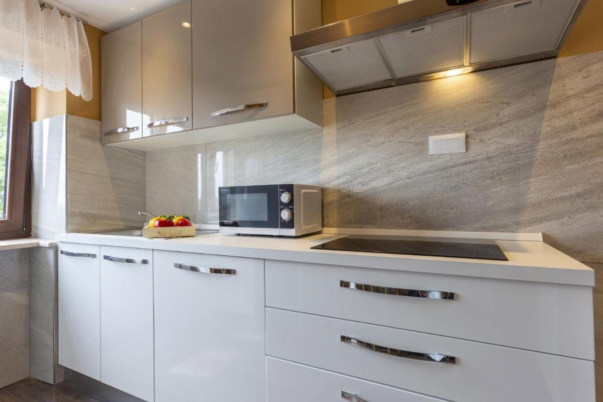 Villa Vita In Porec - Haus Fuer 6-8 Personen Kaštelir Zewnętrze zdjęcie