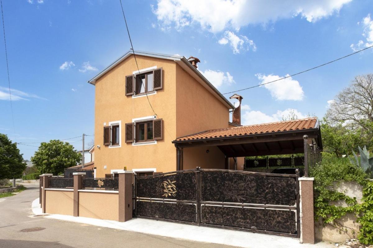Villa Vita In Porec - Haus Fuer 6-8 Personen Kaštelir Zewnętrze zdjęcie